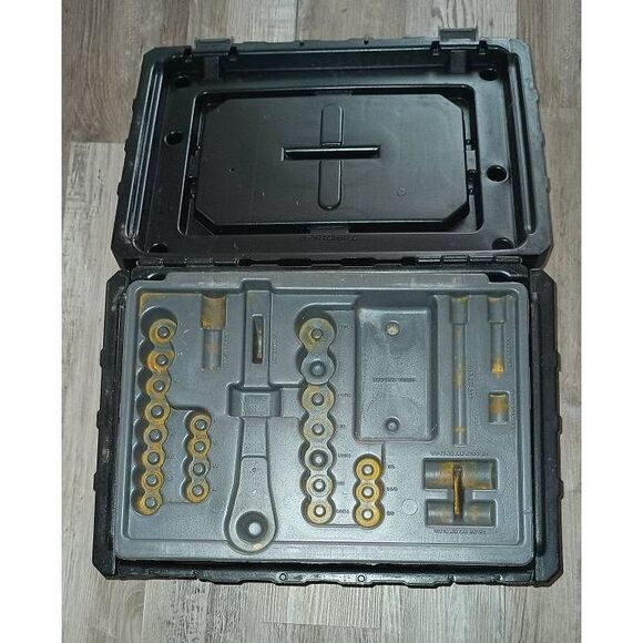 Cases only - Picture 12 of 13